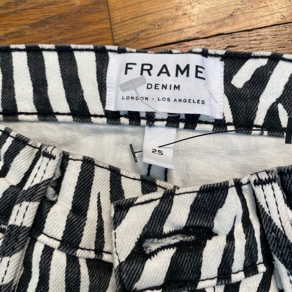 FRAME Denim Le High Straight Zebra Print Jeans – Size 25 - Picture 8 of 9